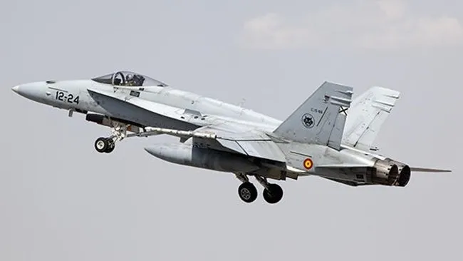 스페인 F-18 전투기 자료사진