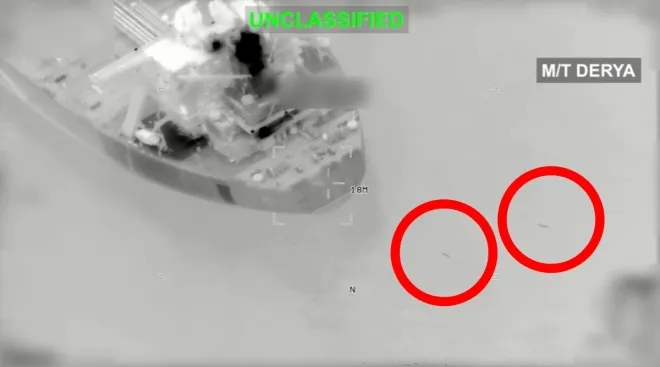 2026년 9월 8일(현지시간) 중동 작전을 이끄는 미 중부사령부(CENTCOM)가 하루 동안 이란 원유 운반선 5척을 격침했다고 밝혔다. 중부사령부 제공 영상 캡처