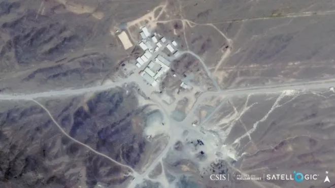 2026년 9월 미국 싱크탱크 전략국제문제연구소(CSIS)의 위성 영상(사진) 분석 결과 이란 곡괭이산의 건설 활동이 급증한 것으로 나타났다. 8월 9일 촬영된 위성 사진. CSIS 제공