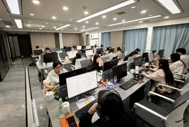“연애할 시간 줘야죠”…주 3.5일 근무에 야근 없앤 中 회사 [여기는 중국]